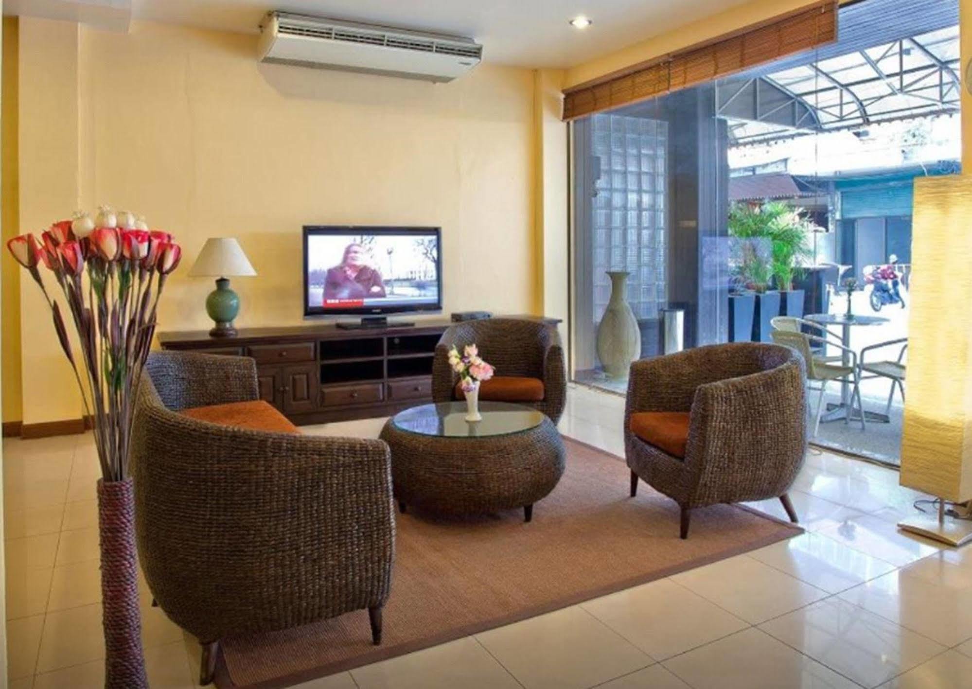 Bangla Star Hotel Пхукет Экстерьер фото